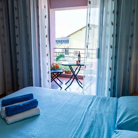 App - 1 Apartman Novigrad Istria Kültér fotó