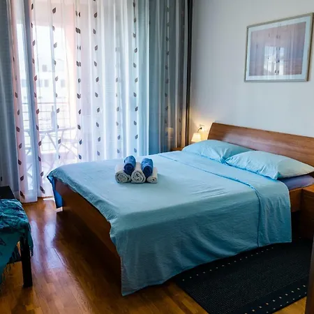 App - 1 Apartman Novigrad Istria Kültér fotó